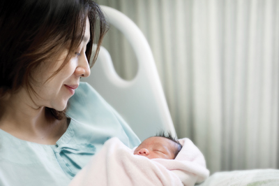 Natural High: Drug-Free Birth Methods That Really Work